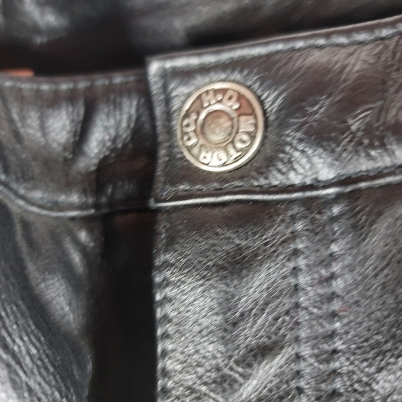Harley Davidson Women's Black Leather Riding Pants - Picture 5 of 16